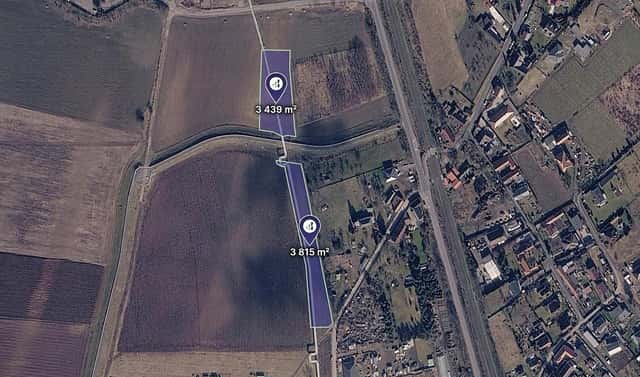 Prodej pole 2 451 m², Mělník