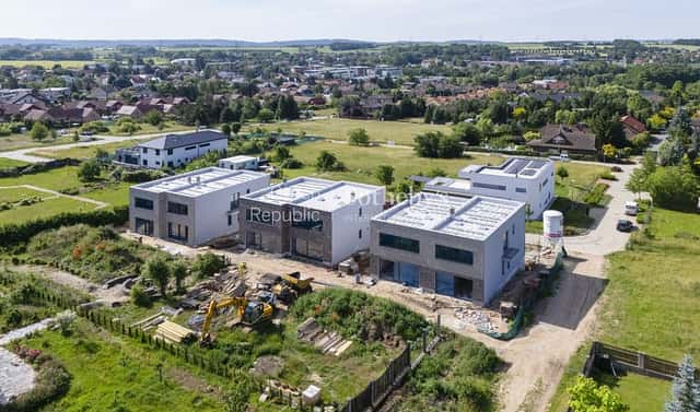 Prodej domu 211 m² s pozemkem 390 m², Dolní Břežany, okres Praha-západ
