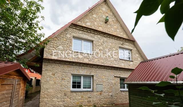 Pronájem domu 242 m² s pozemkem 574 m², Běloky, okres Kladno