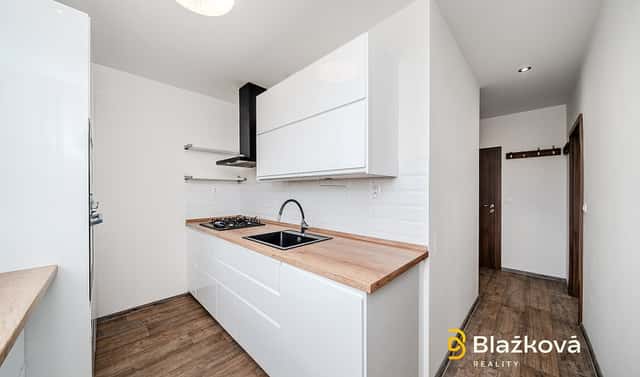Prodej bytu 3+1 58 m², Oráčova, Ostrava, okres Ostrava-město