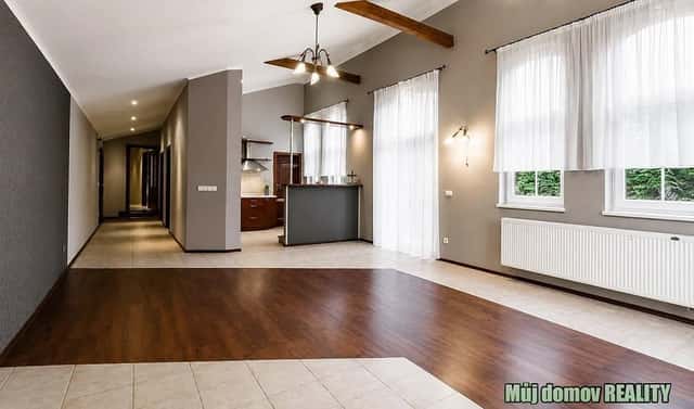 Pronájem domu 1 300 m² s pozemkem 1 022 m², Putimská, Praha 4 – Písnice