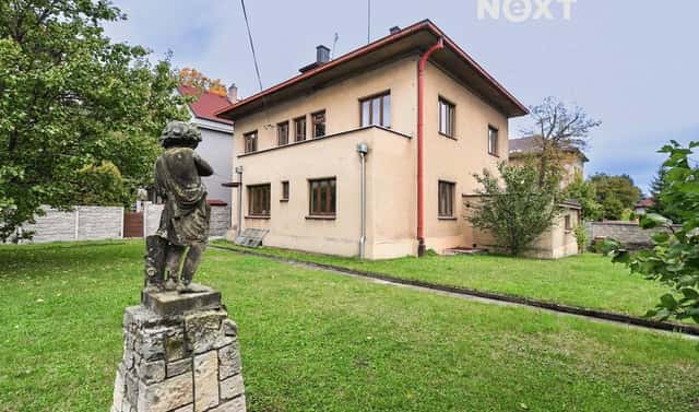 Prodej domu 320 m² s pozemkem 903 m², J. Hory, Kladno