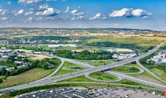 Prodej komerčního pozemku 10 000 m², Hněvkovského, Brno, okres Brno-město