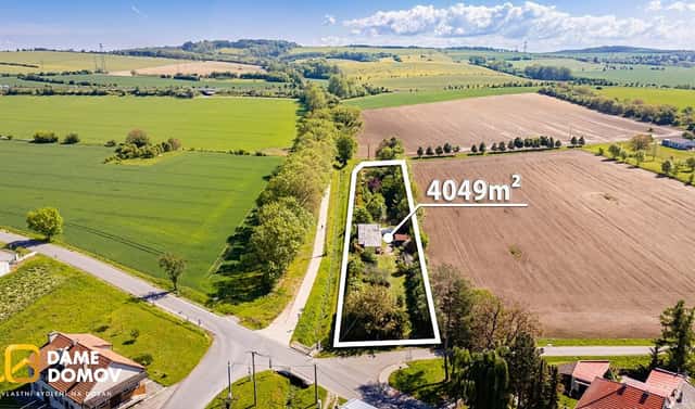 Prodej stavebního pozemku 4 049 m², Tlumačov, okres Zlín