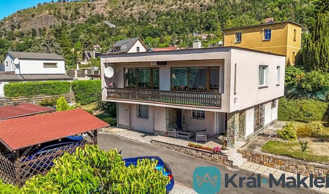 Prodej domu 193 m² s pozemkem 875 m², Zlatá stezka, Ústí nad Labem – Brná