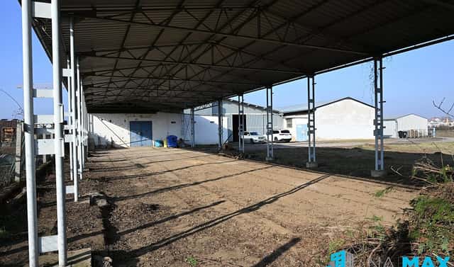 Pronájem skladovacích prostor 300 m², Znojmo – Oblekovice
