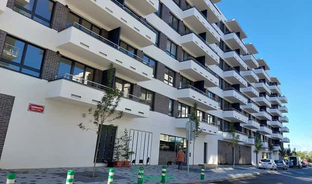 Pronájem parkovacího stání Praha 5, Thomasova, Praha 5 – Třebonice