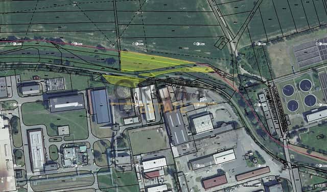 Prodej pozemku 5 892 m², Zlín