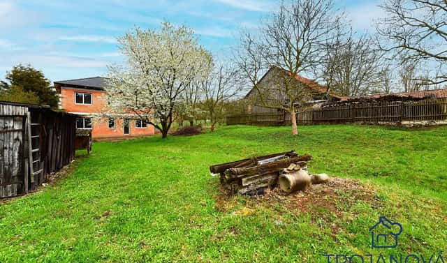 Prodej stavebního pozemku 941 m², Tehov, okres Benešov