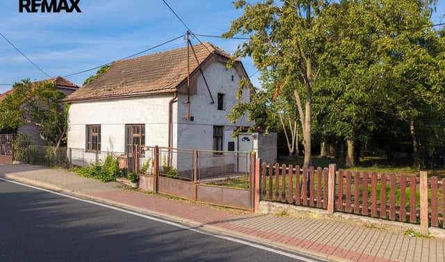 Prodej domu 56 m² s pozemkem 609 m², Krakovany, okres Kolín