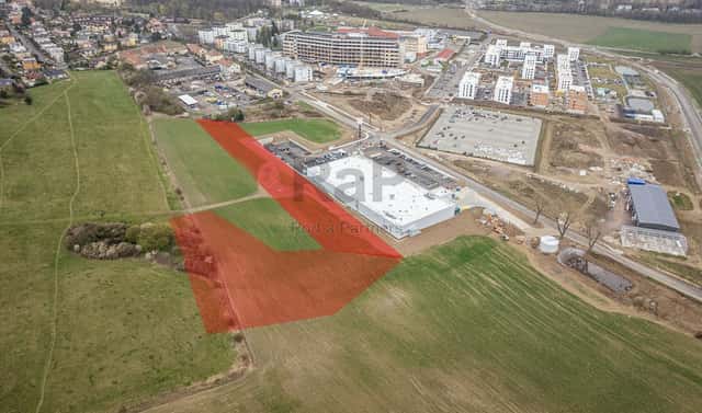 Prodej komerčního pozemku 9 478 m², Hořovice, okres Beroun
