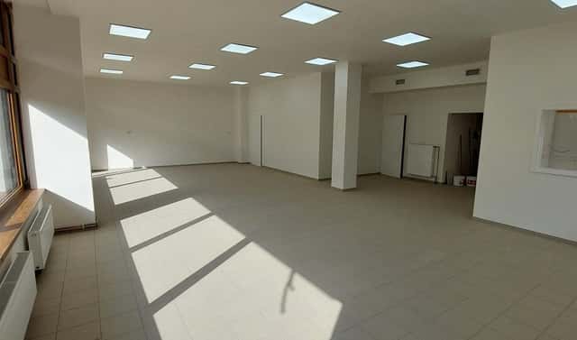 Pronájem obchodních prostor 147 m², Jasenická, Vsetín