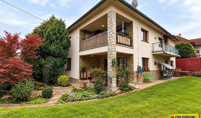 Prodej domu 300 m² s pozemkem 1 000 m², Lípa, okres Zlín