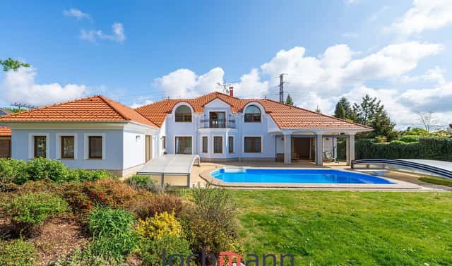 Prodej domu 351 m² s pozemkem 1 575 m², Litvínovice, okres České Budějovice