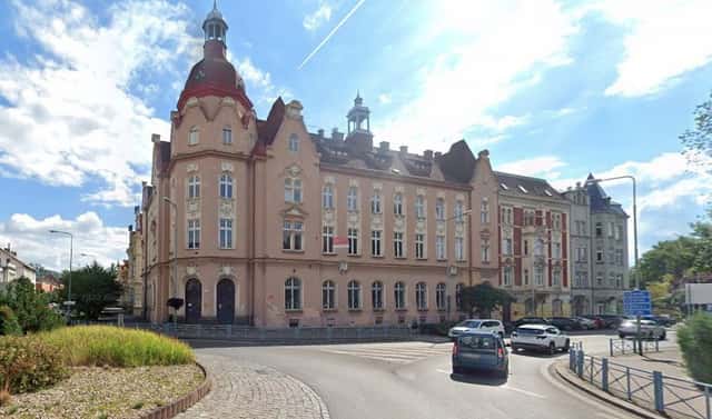 Pronájem obchodních prostor 281 m², Děčín