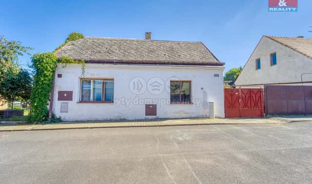 Prodej domu 180 m² s pozemkem 341 m², Na Rybníkách, Kryry, okres Louny