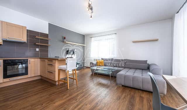 Pronájem bytu 3+kk 82 m², Buková, Holubice – Kozinec, okres Praha-západ
