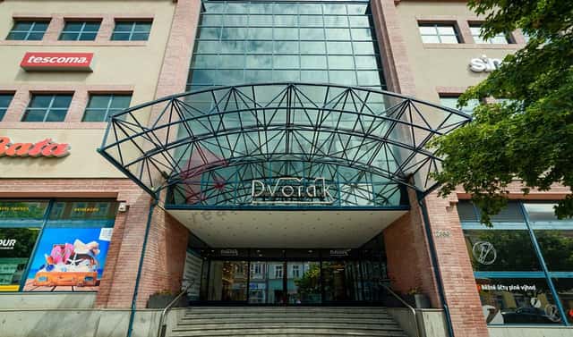 Pronájem obchodních prostor 49 m², 9. května, Tábor