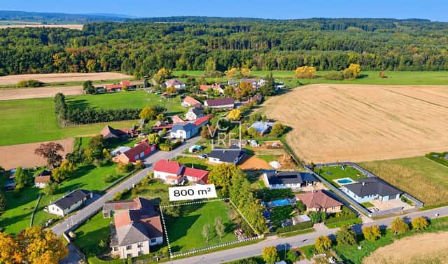 Prodej stavebního pozemku 1 200 m², Nechanice, okres Hradec Králové