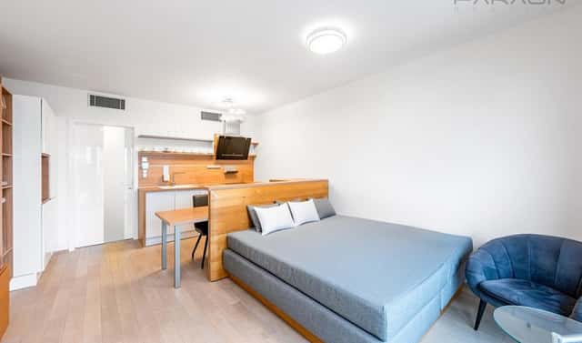 Prodej bytu 1+kk 35 m², Olšanská, Praha 3 – Žižkov