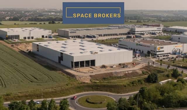 Pronájem skladovacích prostor 5 000 m², Chrášťany, okres Praha-západ