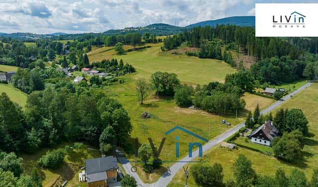 Prodej stavebního pozemku 7 657 m², Staré Město – Chrastice, okres Šumperk