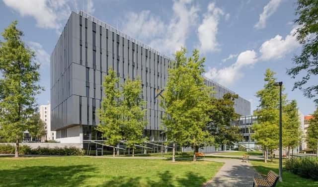 Pronájem kanceláře 1 751 m², Evropská, Praha 6 – Dejvice