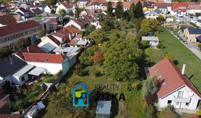 Prodej stavebního pozemku 2 167 m², Trávníky, Rousínov, okres Vyškov