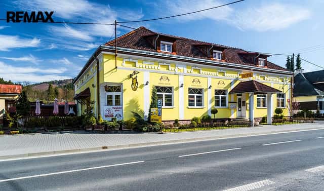 Prodej ubytovacího objektu 818 m², Vsetínská, Karolinka, okres Vsetín