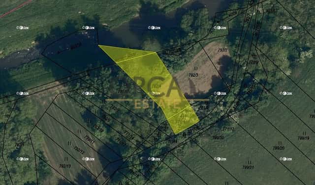 Prodej pozemku 722 m², Uherské Hradiště