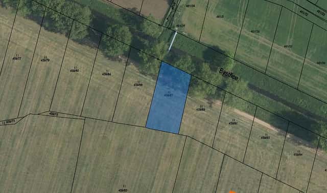 Prodej pole 240 m², Kratonohy, okres Hradec Králové