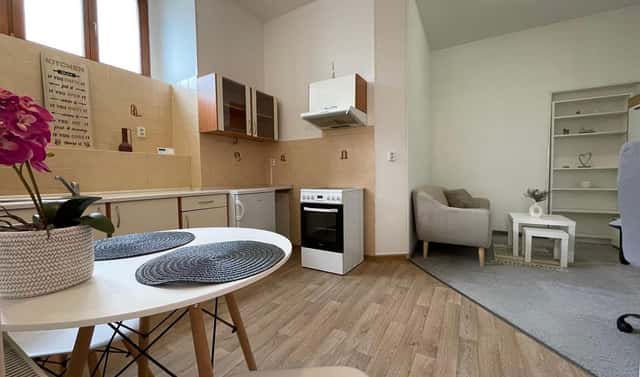 Prodej bytu 2+kk 32 m², Jungmannova, Jablonec nad Nisou