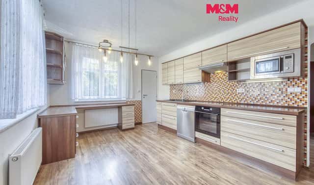 Prodej bytu 3+1 76 m², Na Háji, Aš, okres Cheb