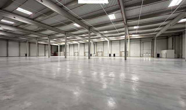 Pronájem skladovacích prostor 2 451 m², K pérovně, Praha 10 – Hostivař