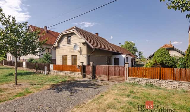 Prodej domu 80 m² s pozemkem 734 m², Lužec nad Cidlinou, okres Hradec Králové