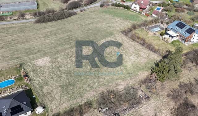 Prodej stavebního pozemku 1 600 m², Čížová – Topělec, okres Písek
