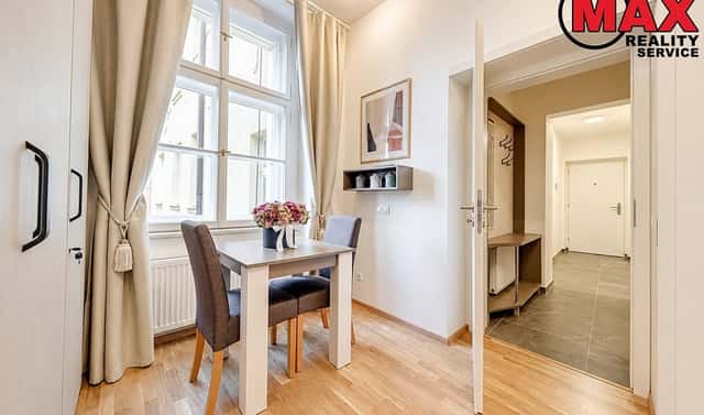 Prodej bytu 1+1 32 m², Tyršova, Praha 2 – Nové Město