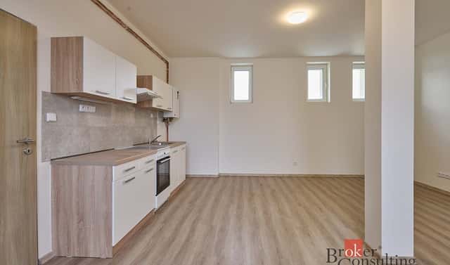 Pronájem bytu 1+kk 43 m², Mlékojedy, okres Litoměřice