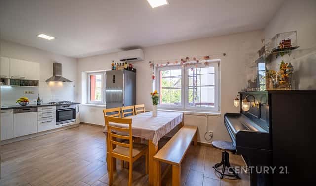 Prodej bytu 3+kk 62 m², Dobrovodská, České Budějovice – České Budějovice 5