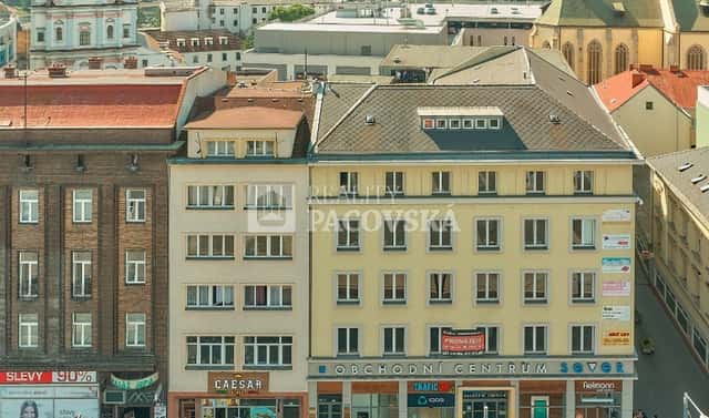 Pronájem kanceláře 136 m², Mírové náměstí, Ústí nad Labem – Ústí nad Labem-centrum