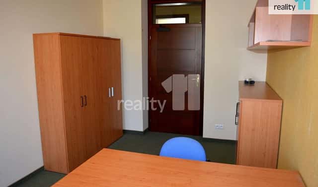 Pronájem kanceláře 14 m², Chebská, Karlovy Vary – Dvory