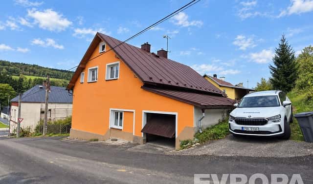 Prodej domu 240 m² s pozemkem 383 m², Tovární, Kraslice, okres Sokolov