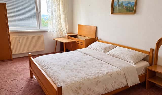 Prodej bytu 3+1 79 m², Konečná, Karlovy Vary – Rybáře
