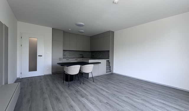 Prodej kanceláře 56 m², Za Jitonou, Český Krumlov – Latrán