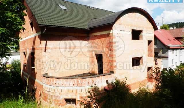 Prodej domu 654 m² s pozemkem 635 m², Kraslice, okres Sokolov