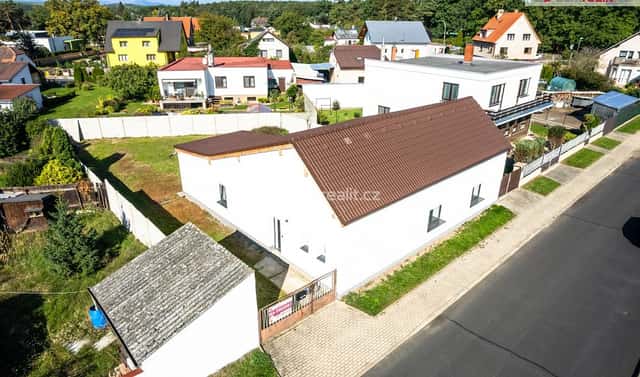 Prodej domu 460 m² s pozemkem 225 m², Vetelská, Vědomice, okres Litoměřice