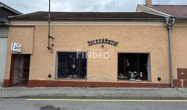 Pronájem obchodních prostor 137 m², Tylova, Beroun – Beroun-Závodí