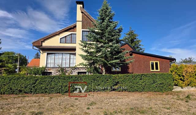 Prodej domu 270 m² s pozemkem 1 145 m², Slatina, okres Znojmo