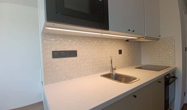 Pronájem bytu 1+kk 20 m², Větrná, Ústí nad Labem – Severní Terasa