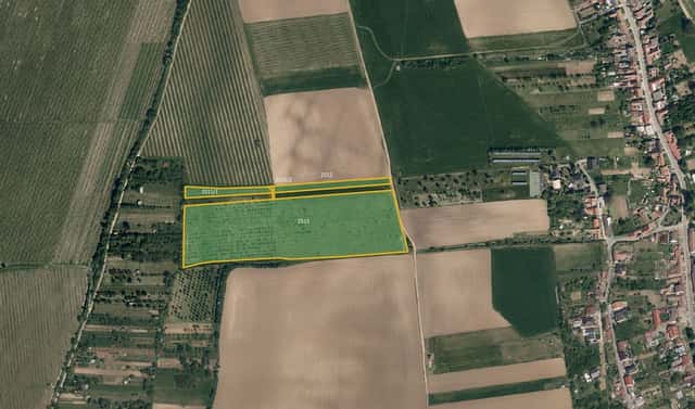 Prodej pole 38 921 m², Kostelec, okres Hodonín